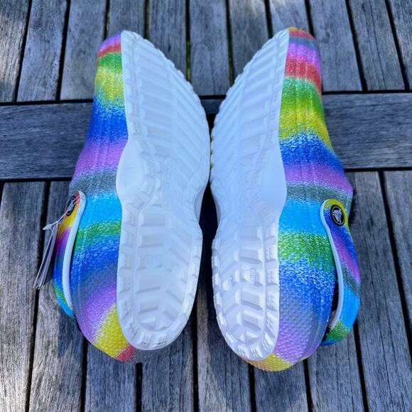 Crocs Classic Lined Mens 10 W 12 Clogs Spray Rainbow Tie Dye Slip On Shoes New - Picture 8 of 13